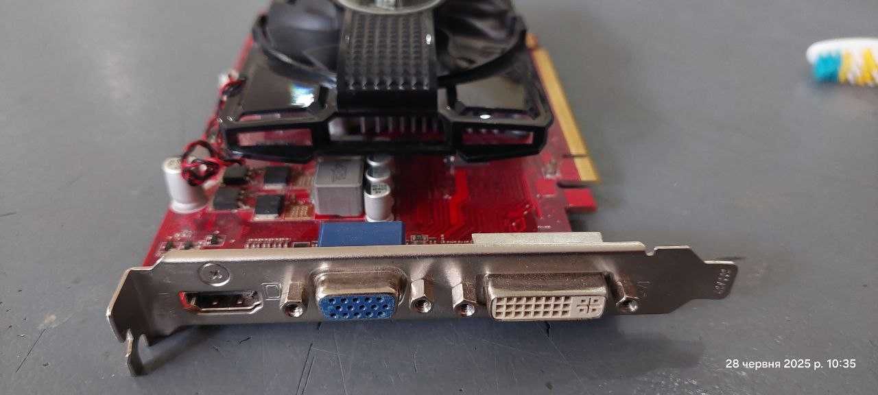 Відеокарта ASUS Radeon HD 6670 2Gb