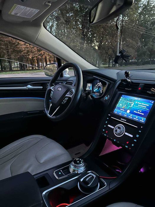 Ford Fusion 2.0 EcoBoost 2018 рiк