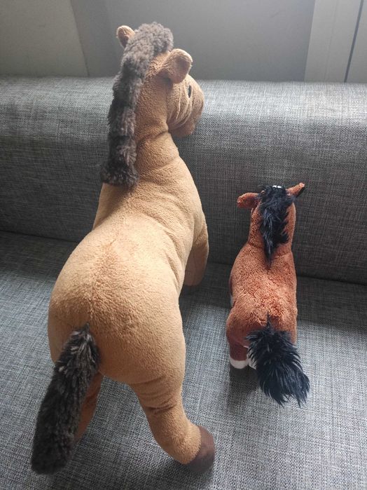 Konie klacz/koń źrebak maskotka pluszak