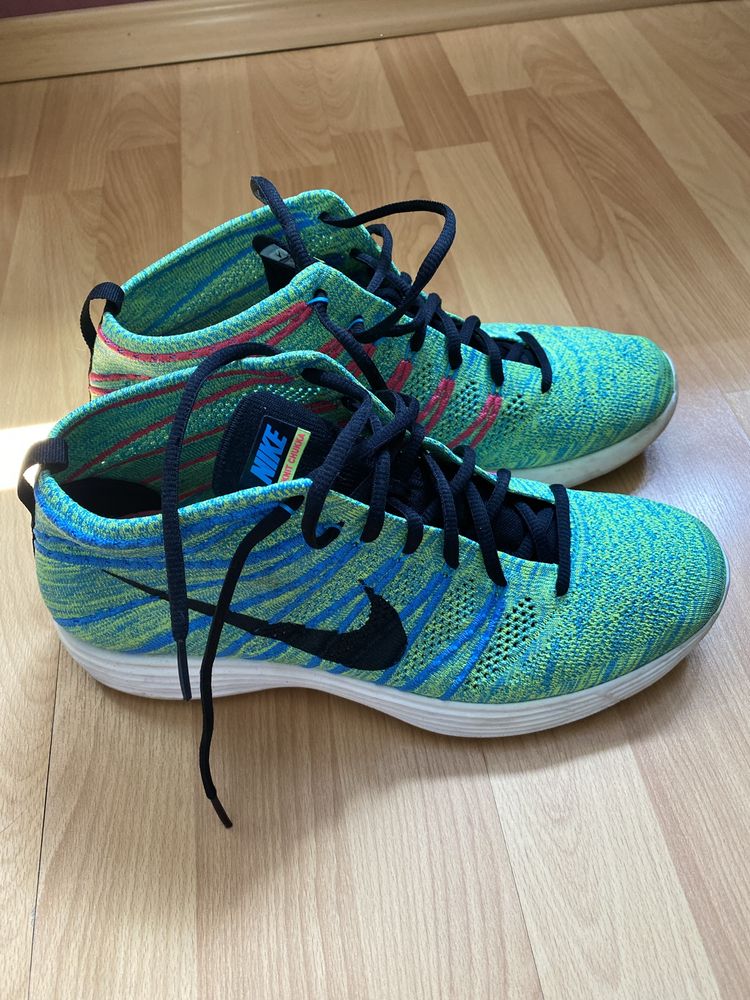 Кроссовки Nike Lunar Flyknit Chukka "Blue Glow"