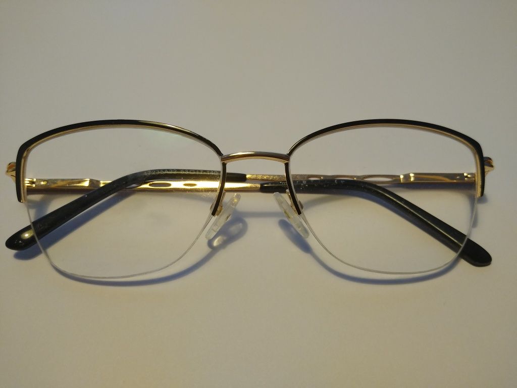 Okulary żyłkowe złoto czarne oprawki moretti