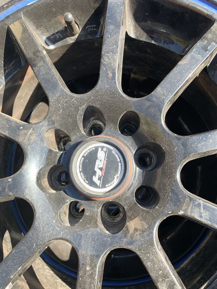 Alufelgi HRS 15 cali opony jak nowe nokian