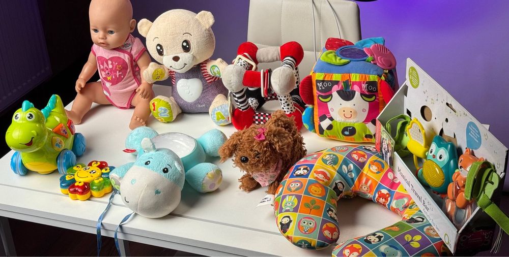 Набор игрушек в отличном состоянии Chicco, baby born, fisher-price