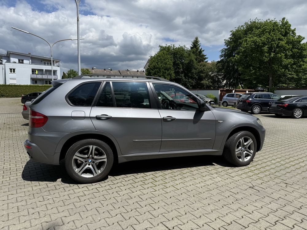 Bmw x5 e70 3.0d Нерастаможен