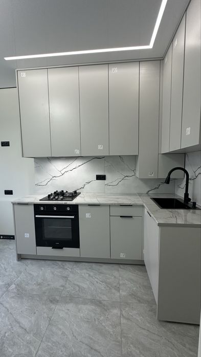 Простора 1к квартира з документами, гардеробом, ремонтом, меблями