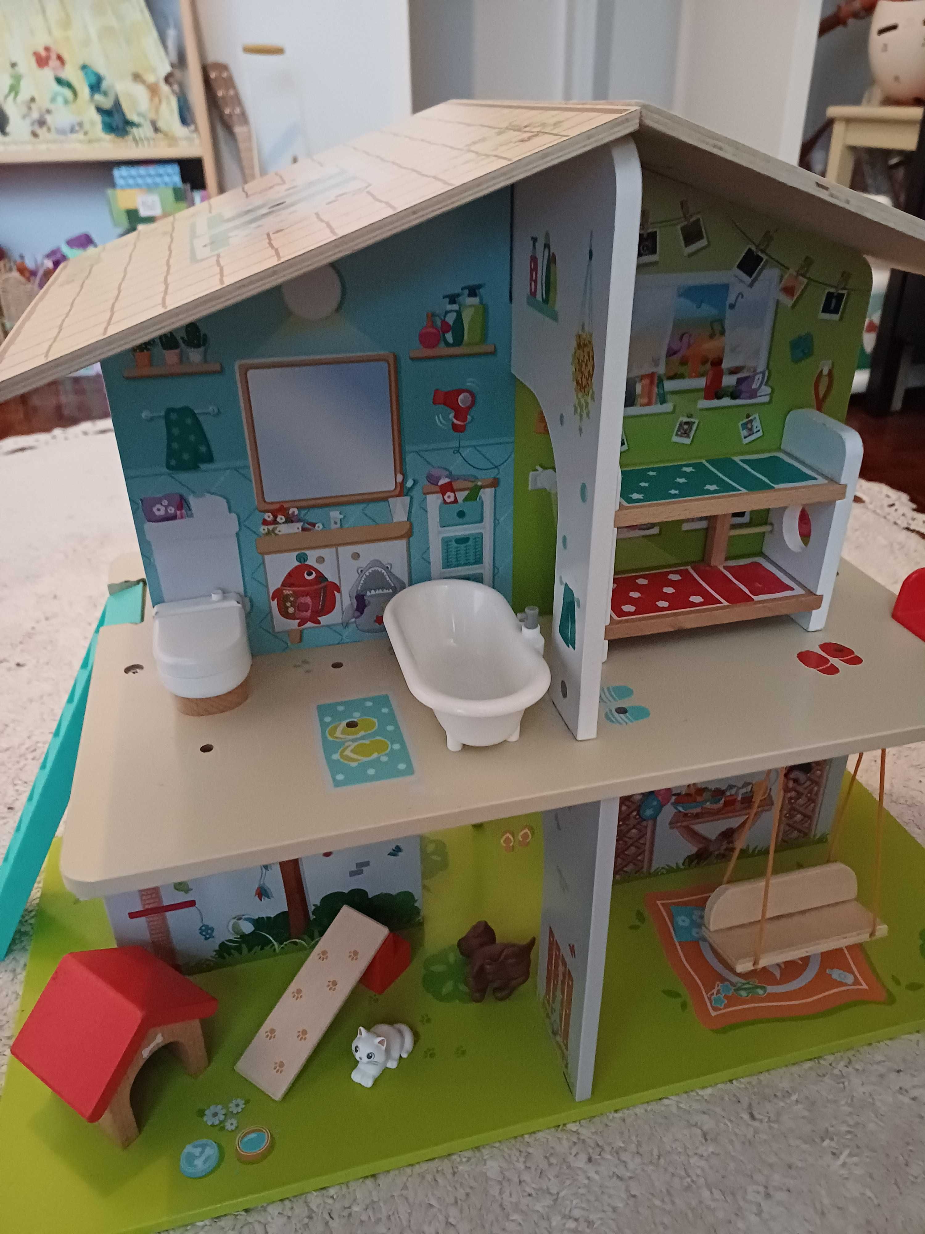 Casa de bonecas Rock & Slide Hape