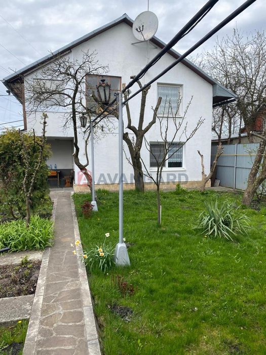 Продаж будинку в с. Солонка — 11 соток землі