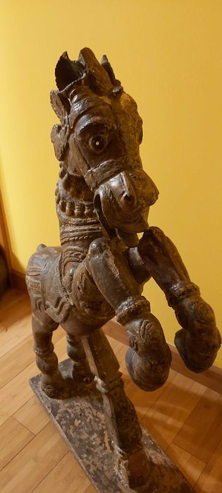 Stary drewniany koń, Indie,figura drewniana