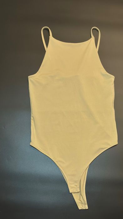 Речі чудового стану(боді,топ,шорти)