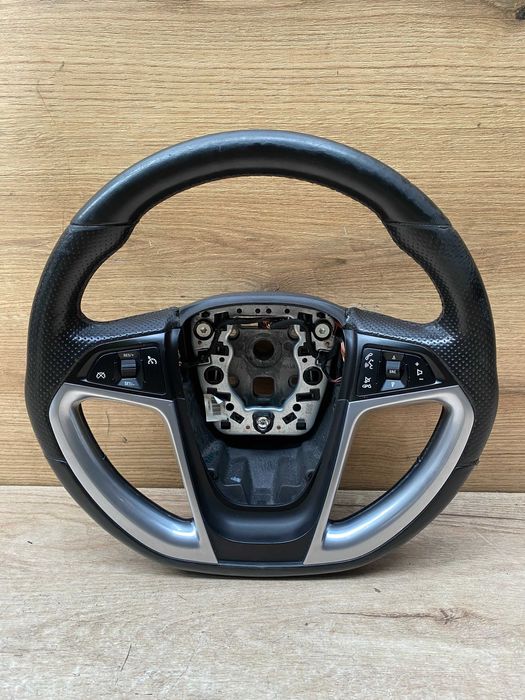 Kierownica Opel Insignia OPC