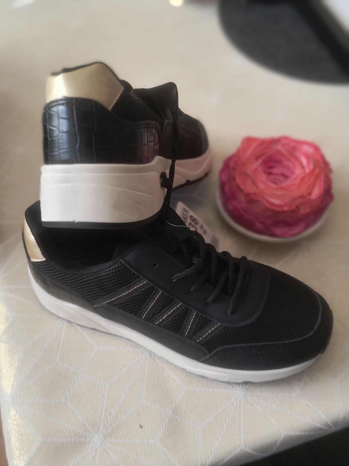 Buty sportowe adidasy rozm. 38