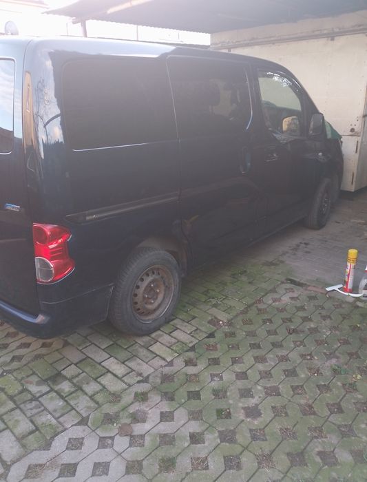 Sprzedam Nissan NV200