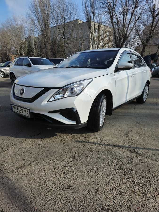 Nissan-Dongfeng Forthing S50EV (електро)