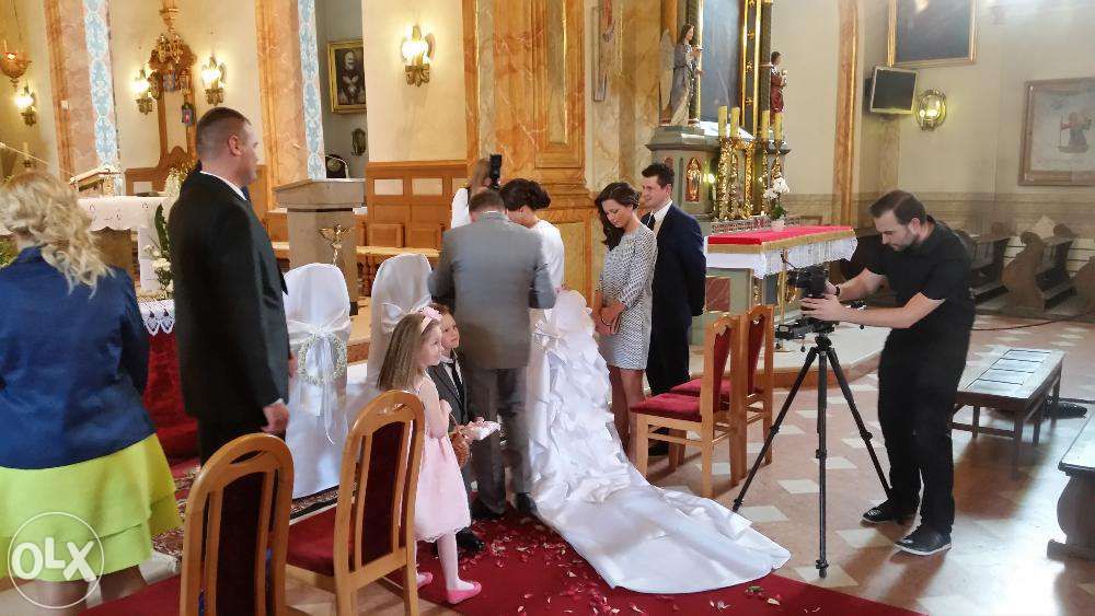 Suknia ślubna swarovski odkryte plecy