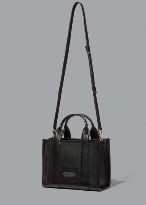 Сумка шкіряна  від Marc Jacobs.