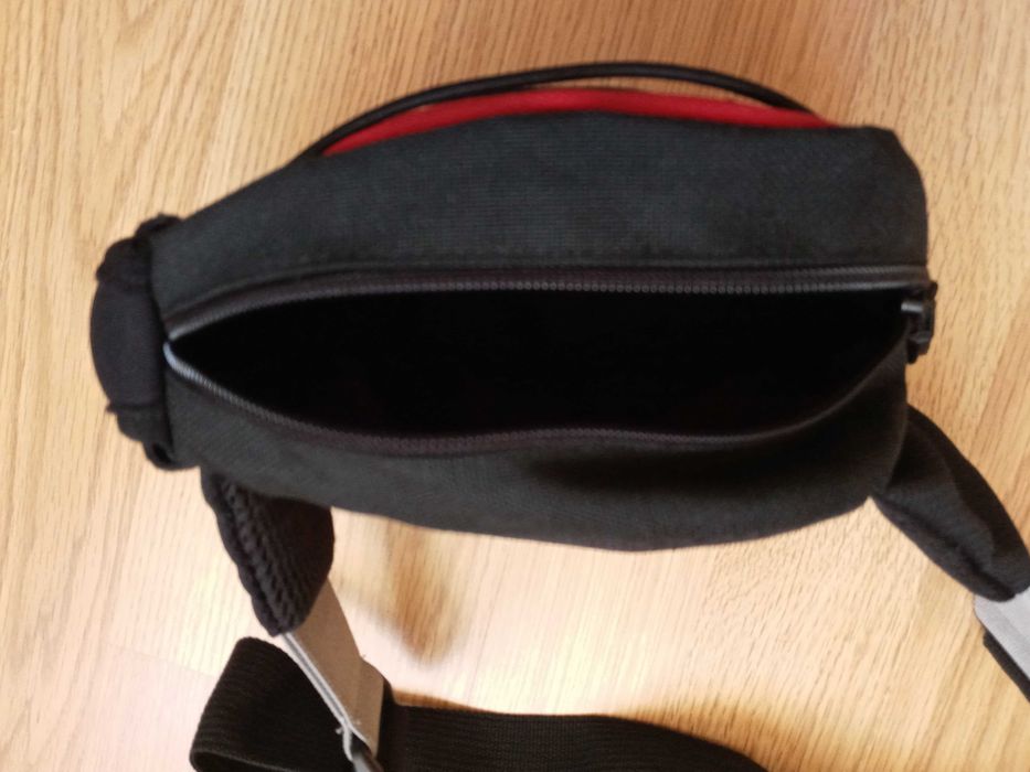 Saszetka torebka typu nerka Nathan