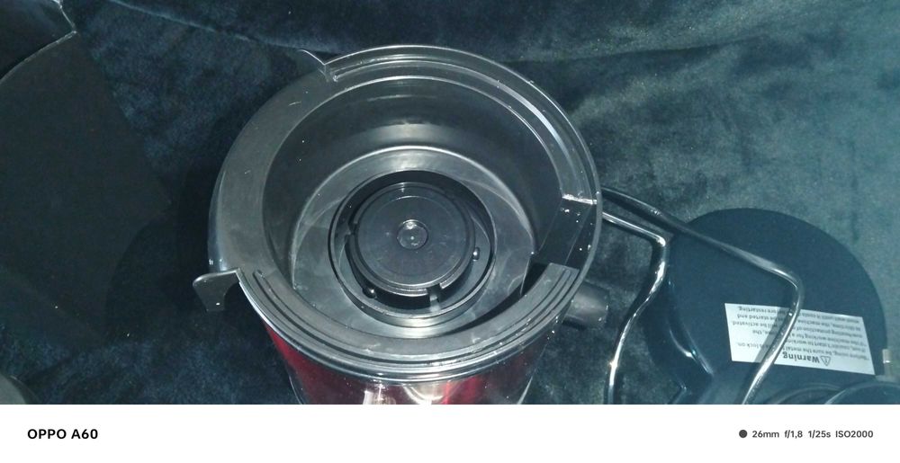 Espremedor de Frutas e Legumes