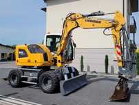 Liebherr A910 compact / 7800h / SUPER STAN /