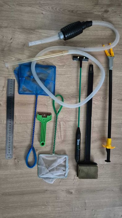 Zestaw akcesoria akwariowe skrobak chwytak siatka odsysysacz