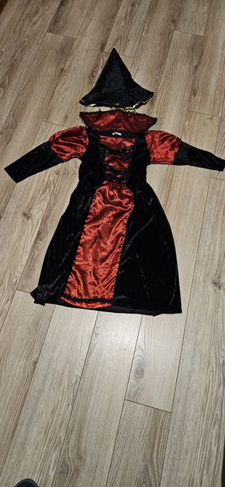 Sprzedam strój Czarownicy/Czarodziejki
