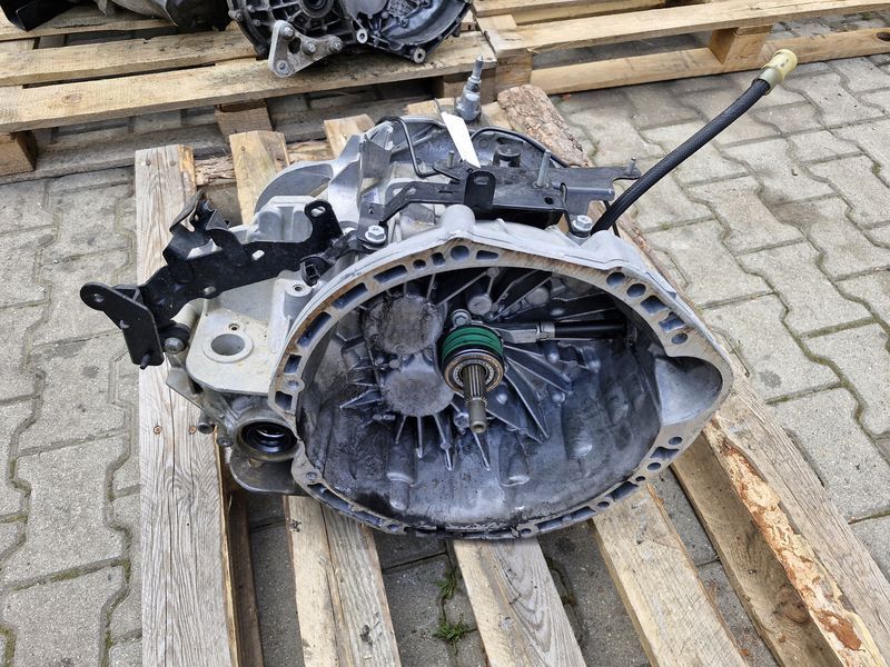 RENAULT TRAFIC III 3 VIVARO B 2.0 DCI SKRZYNIA BIEGÓW MANUAL 6B PF6068 CMPF6