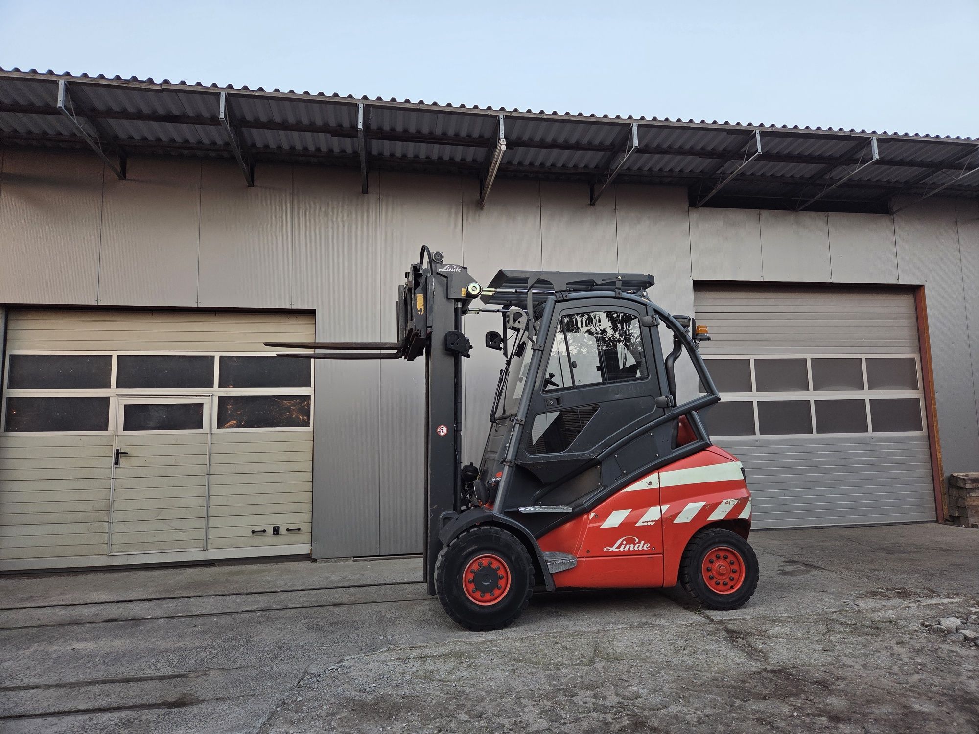 Wózek widłowy Linde H45T, Rok 2006, Triplex 6.30 m, Kabina, Pozycjoner