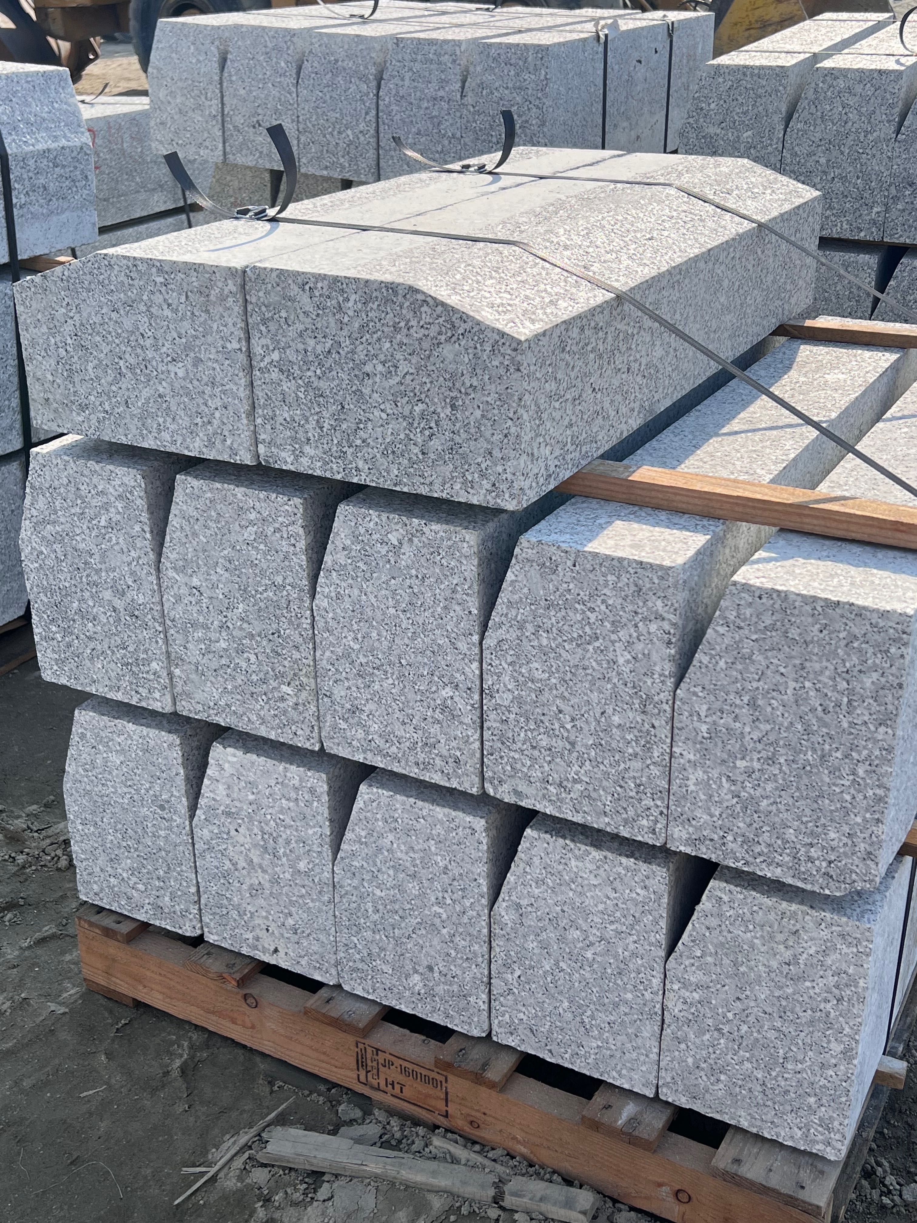 krawężnik granitowy 15/30 krawężnik drogowy 20/30 producent