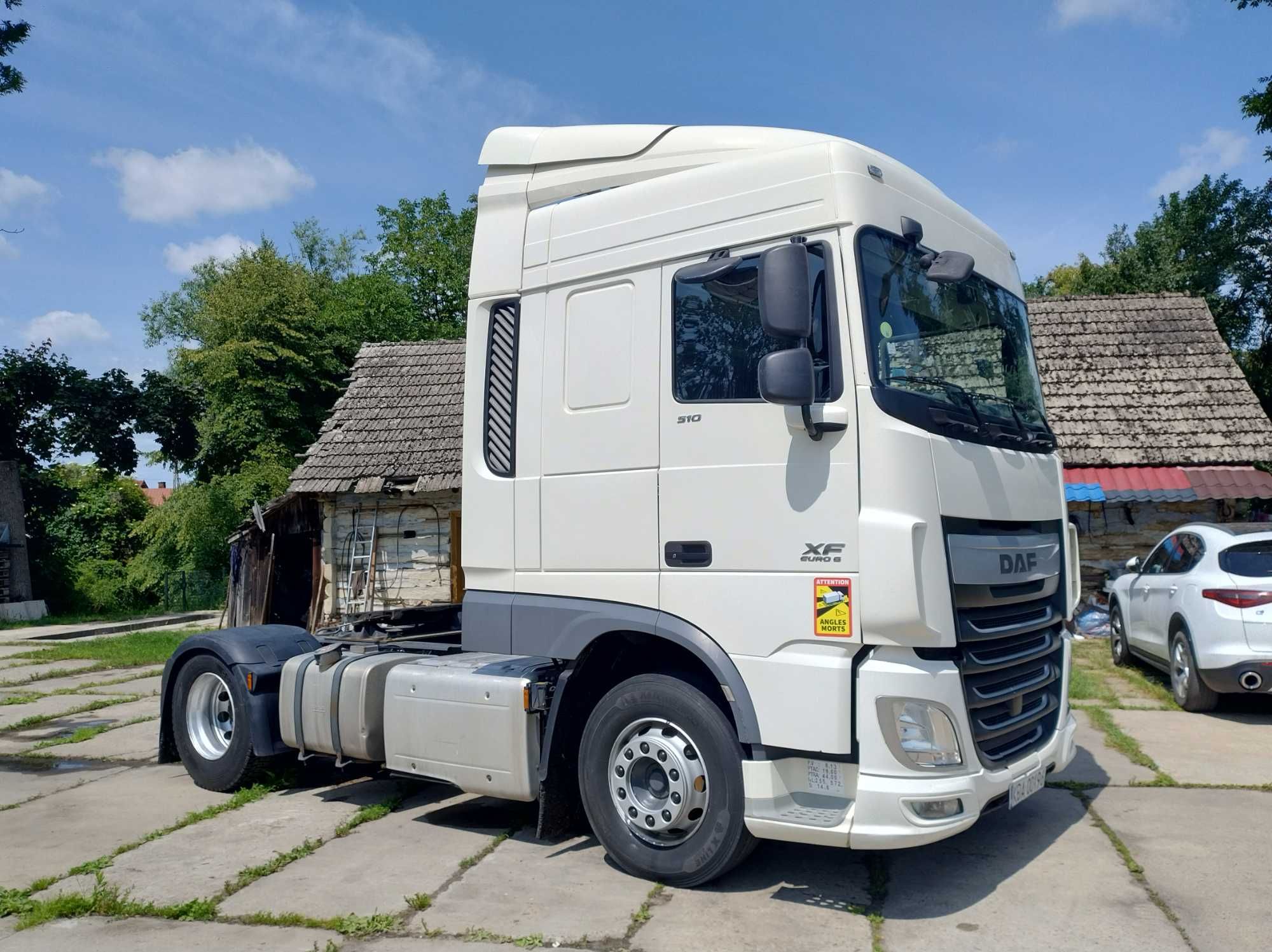 ciągnik siodłowy DAF XF 2017r