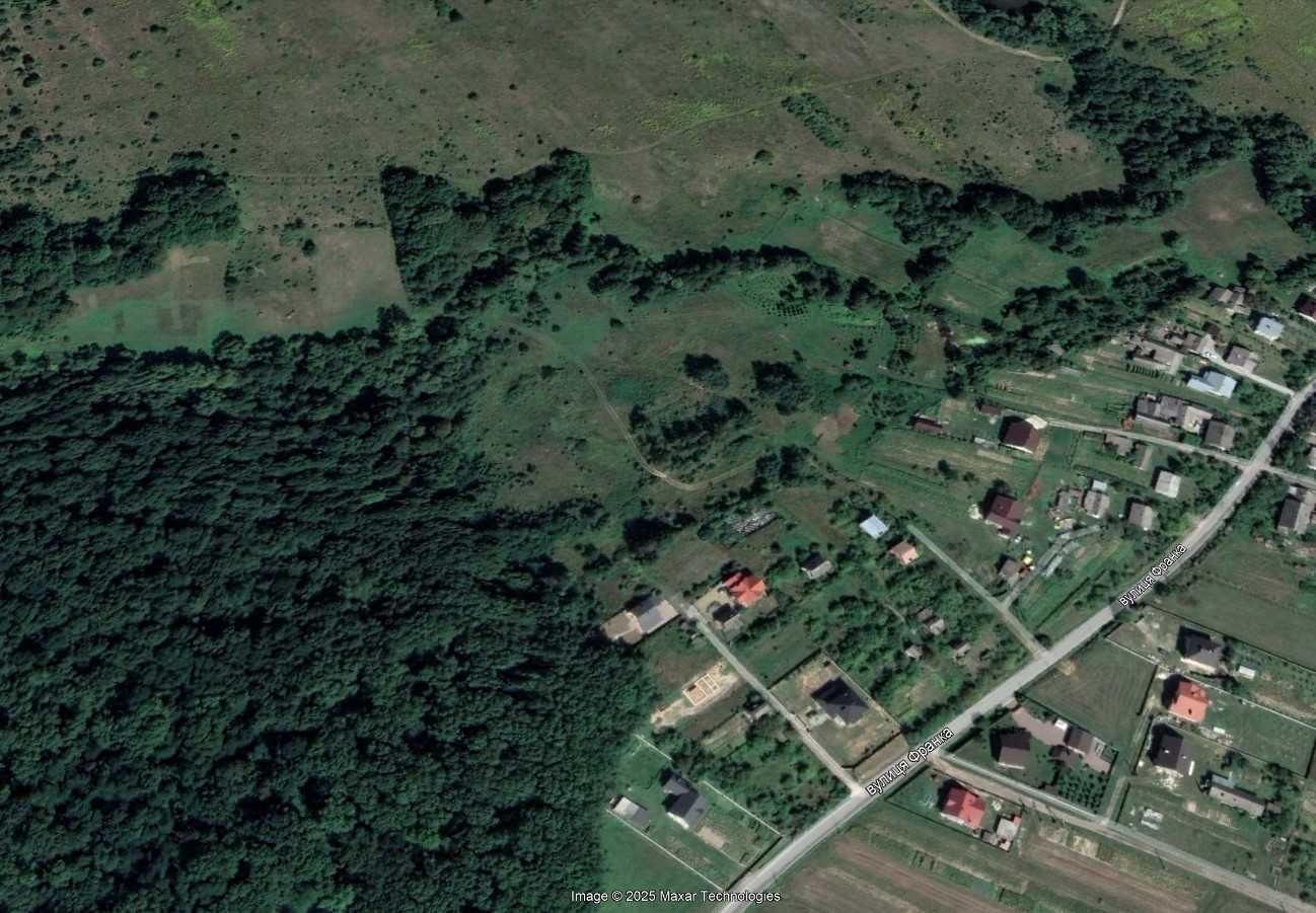 Продаж.Земля в Павлівці 1,25 Га. 10 км від Івано-Франківська.