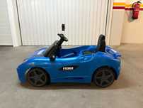 Carro elétrico infantil