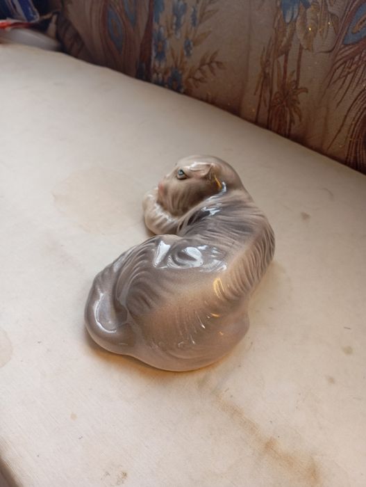 форфоровая статуєтка продам