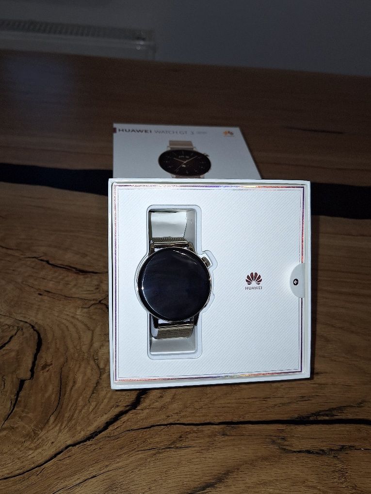 Smartwatch Huawei gt 3 42 mm+ GRATIS