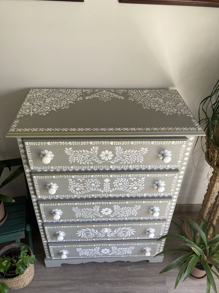 Cómoda decorativa