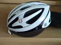 Kask Szosa firmy LAZER model GENESIS LifeBEAM z czujnikiem tętna