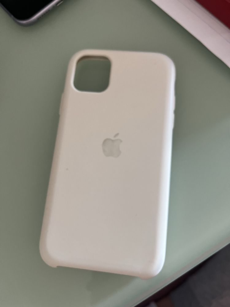 iPhone 11 lilas com 128gbs