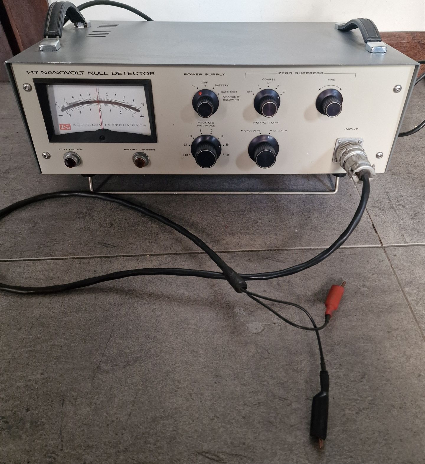 Nanowoltomierz Keithley 147