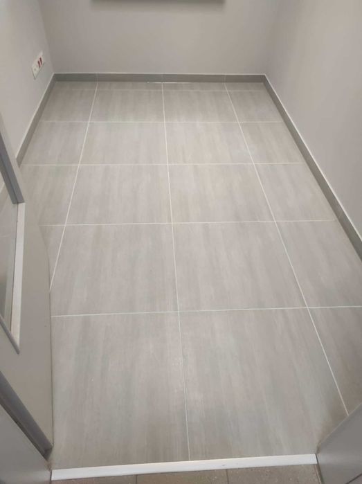 Podłogi, panele, jodełka, Płytki