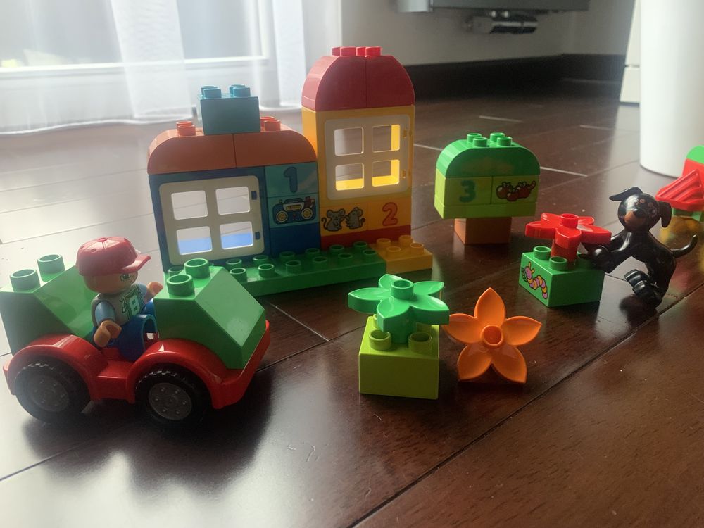 Dwa zestawy Lego Duplo w jednym oryginalnym pudełku