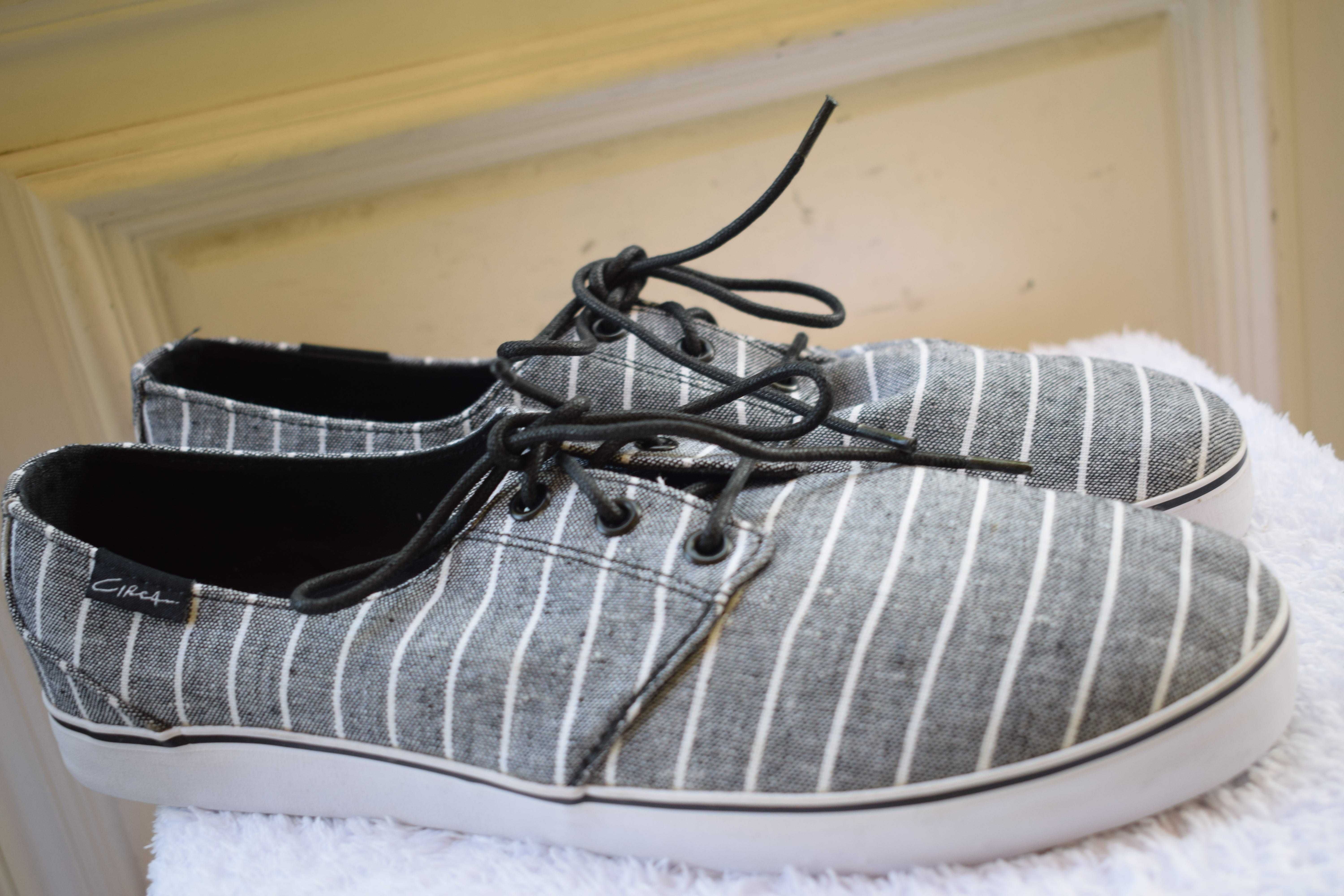 летние туфли слипоны мокасины Circa США р. 43 27 см