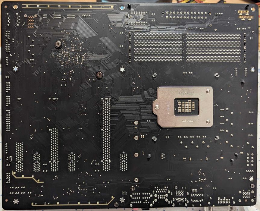 Комплект: i7-7700K + GTX 750 TI + DDR4 16GB + GA-Z270X-Ultra Gaming