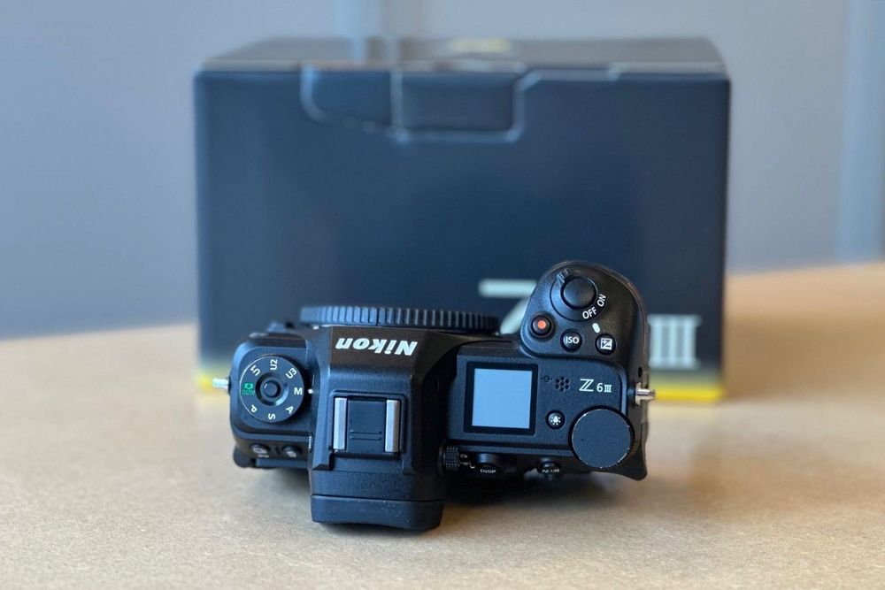 Nikon Z6III + Cage
