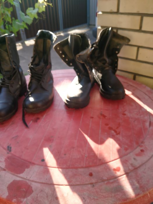 Продам берци кожані нові