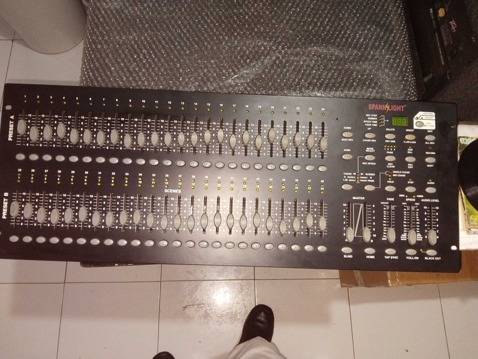 Mesa de Luzes Spann Light