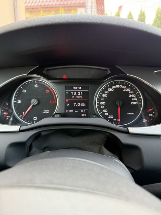 AUDI A4 AVANT B8 2.0TDI 2010 S-line