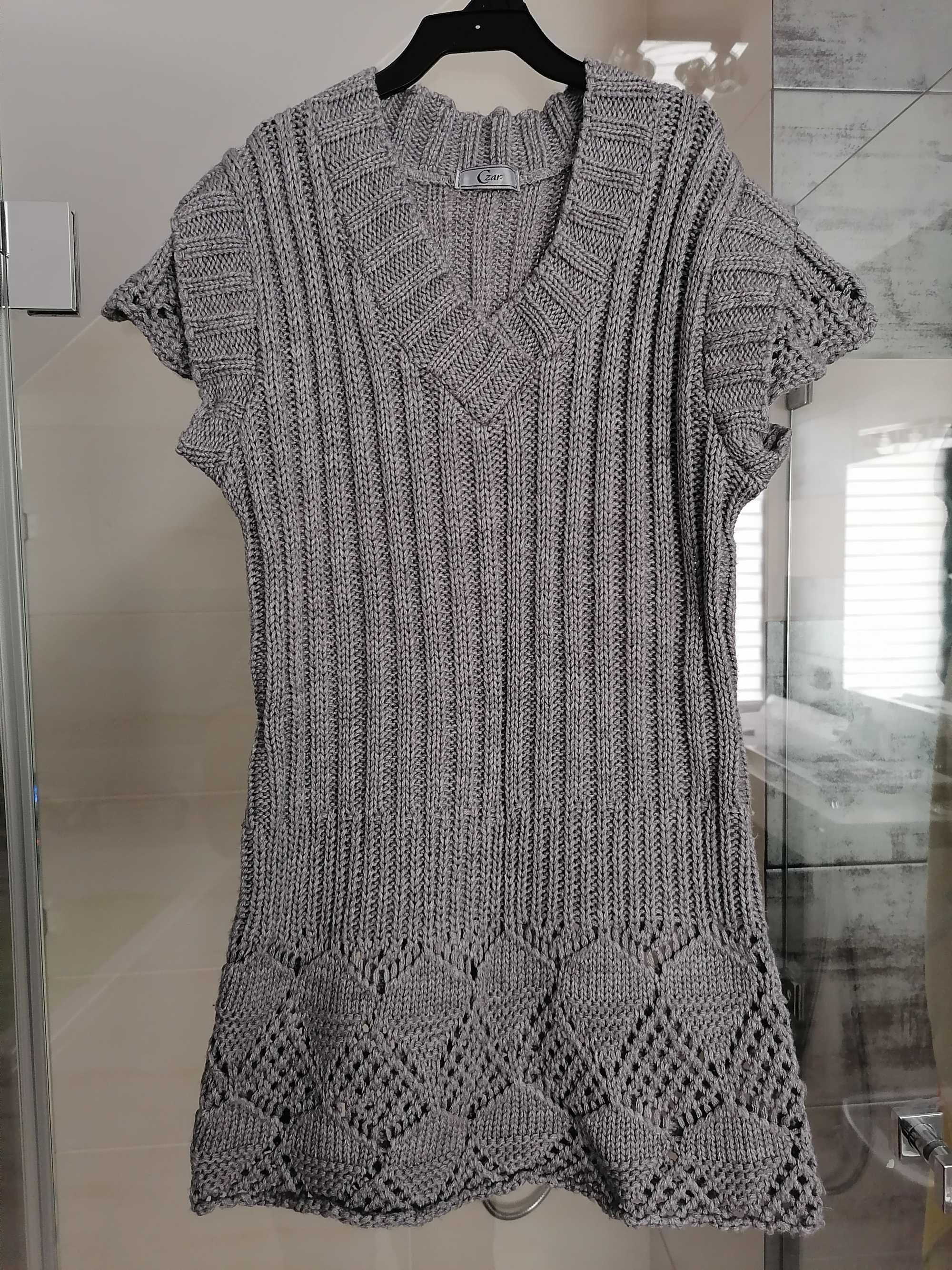 Sukienka dzianinowa sweterkowa 134