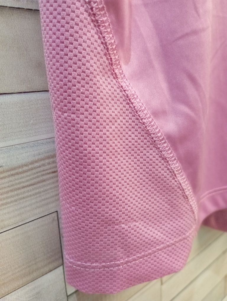 T-shirt Nike, body i biustonosz gratis. Cena za wszystko