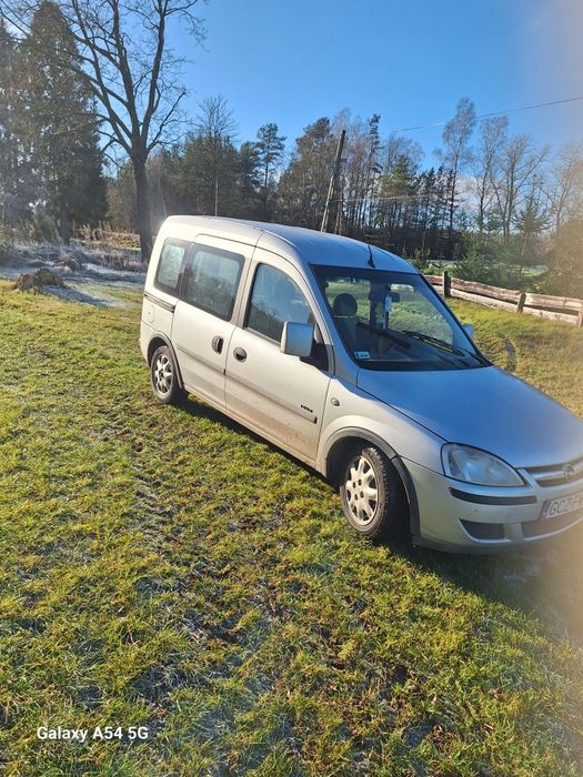 Opel combo 2004  hak