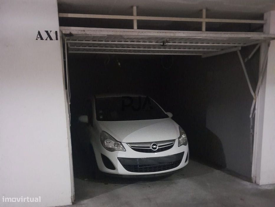 Arrenda garagem em Viseu