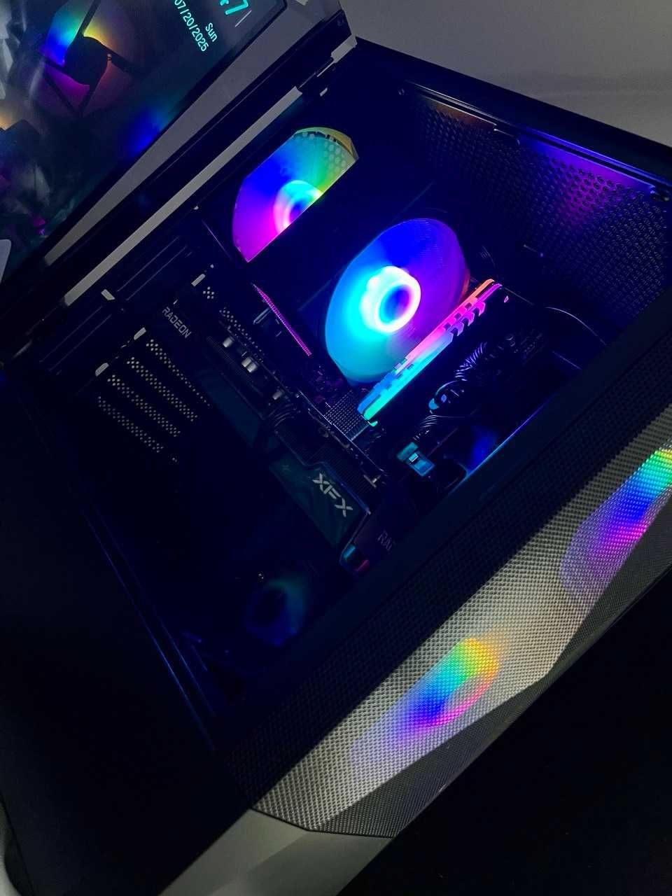 MOCNY KOMPUTER DO GIER – RX 7600| i3-13100F| 16GB| RGB | Windows 11