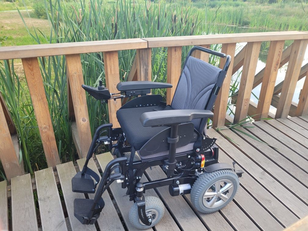Wózek inwalidzki elektryczny Vitecare  lub Zamiana